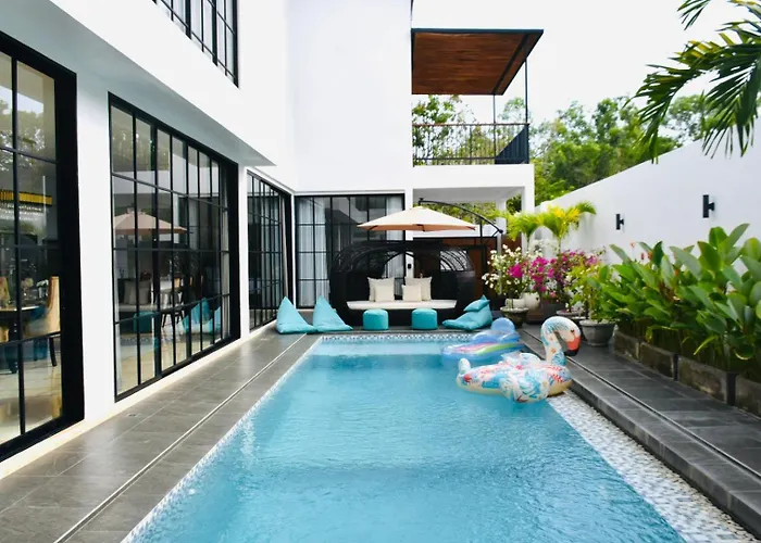 The W House, Luxury 5 Minutes From The *