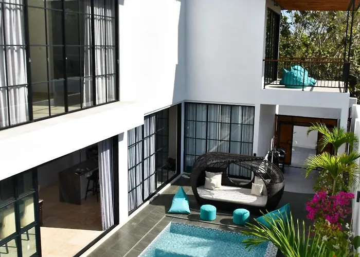 The W House, Luxury 5 Minutes From The * Uluwatu
