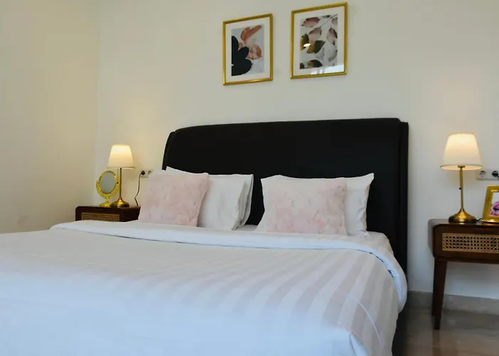 The W House, Luxury 5 Minutes From The *