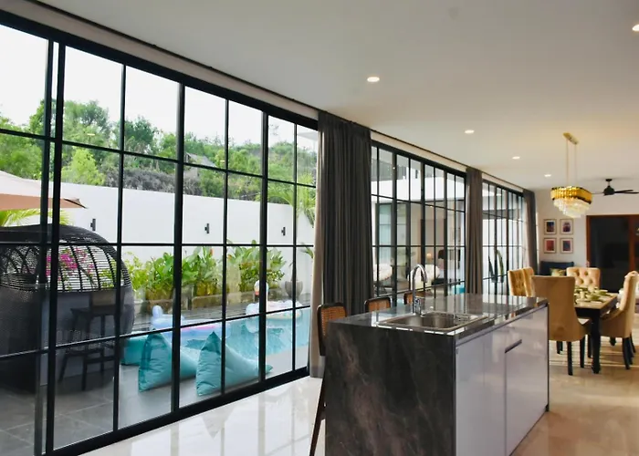 The W House, Luxury 5 Minutes From The ウルワツ