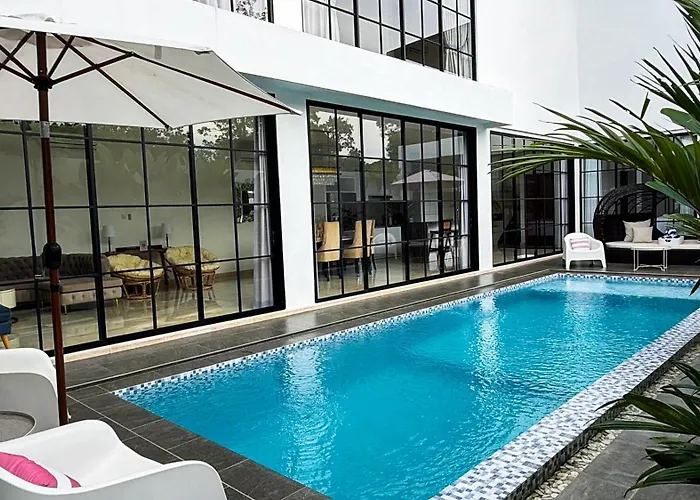 The W House, Luxury 5 Minutes From The *